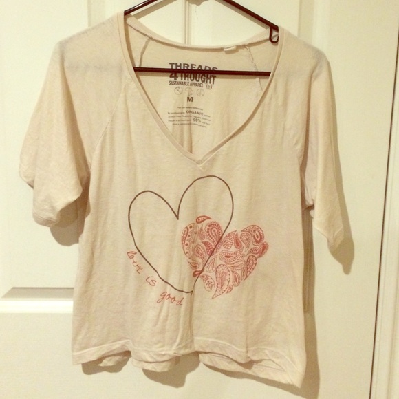 Short-sleeve t-shirt