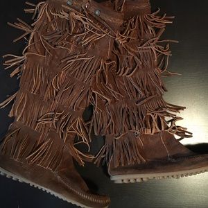 Women's Minnetonka Moccasin Fringe Boots - Brown