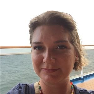 Meet your Posher, Kara