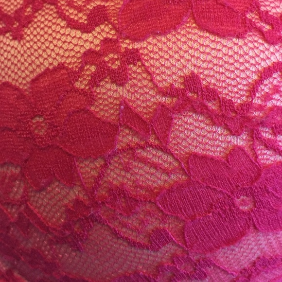 Pink Bra - Picture 5 of 5