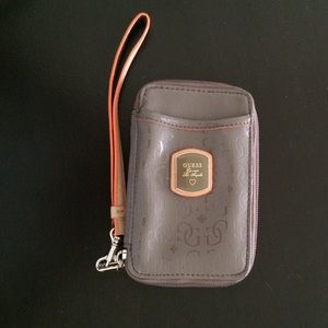 Guess Wristlet