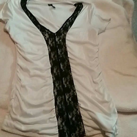 Black & white t-shirt