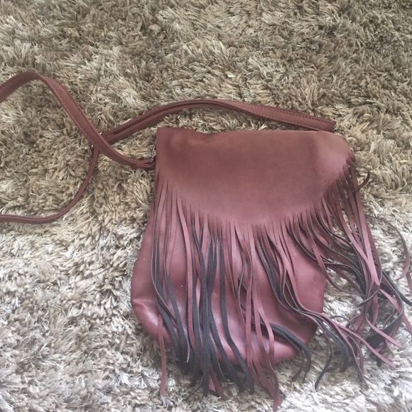 ‼️must bundle‼️small fringe bag