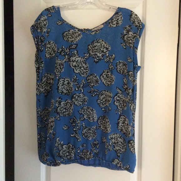 Blue dressy blouse