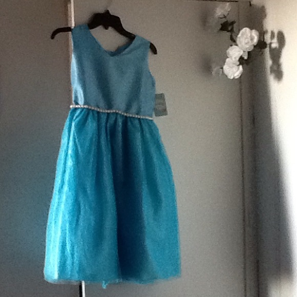 Children Dress size 12 ) - Picture 3 of 3