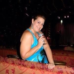 Meet your Posher, Nora