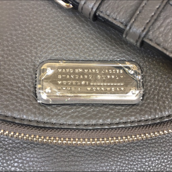 Last Chance! 🎉HP 10/15🎉NWT: Marc by Marc Jacobs - Picture 2 of 4