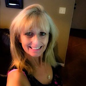 Meet your Posher, Cathy