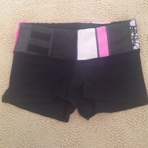 Lululemon spandex shorts