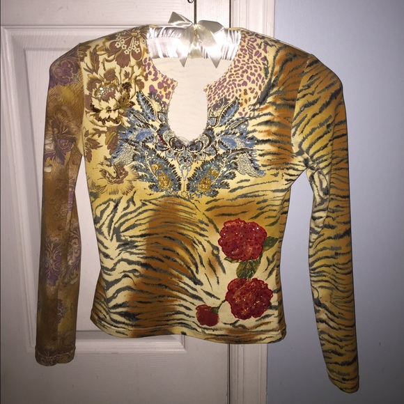 ✨ gorgeous, unique designer top 🎁