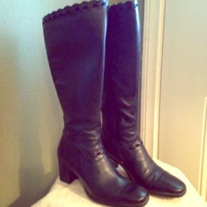 Women's boots all leather