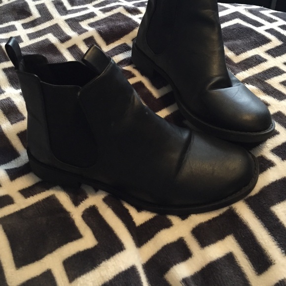 Chelsea Boots