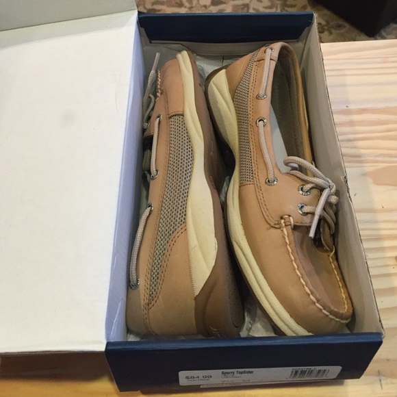 Sperry Shoes - Tan Sperry Boat shoes Brand new size women's 7.5