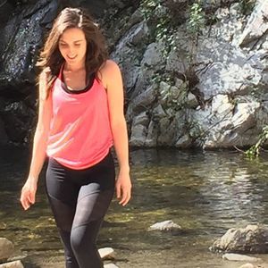 Meet your Posher, Elena