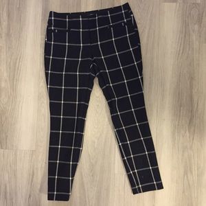 Cute work pants! Loft Marisa Skinny Pane Print