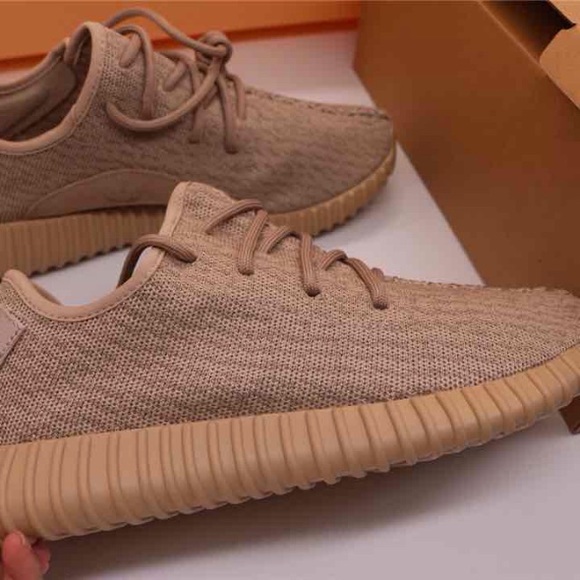 Yezzy boast 350s Oxford tan