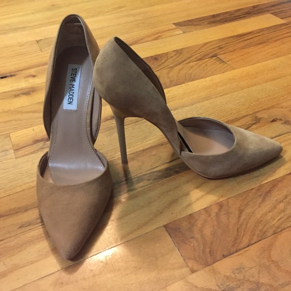 Steven madden "varcityy" nude pump size 8