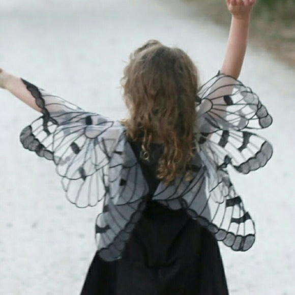 HOST PICK Butterfly Tunic in BLACK - Picture 3 of 6