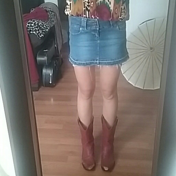 Forever 21 mini denim jean skirt distressed look - Picture 1 of 4