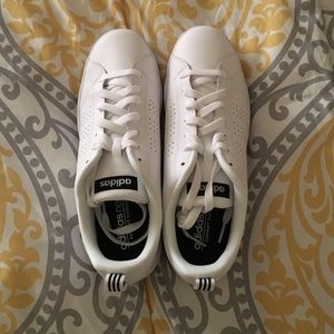 RESERVED FOR TAYLOR M-Women's all white NEO Adidas