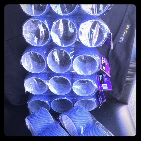 21 Large 3" Velcro rollers.