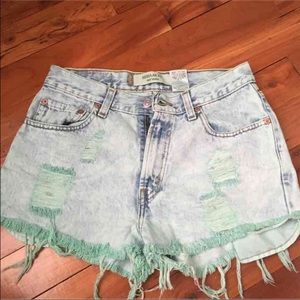 Urban Outfitters Levi's Mint Green Shorts