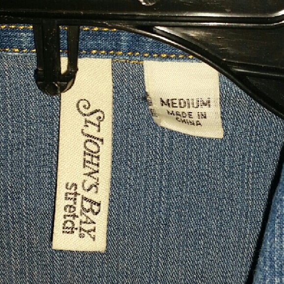 Top - Picture 2 of 2