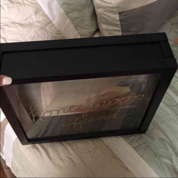 Honeymoon Shadowbox - Picture 4 of 4