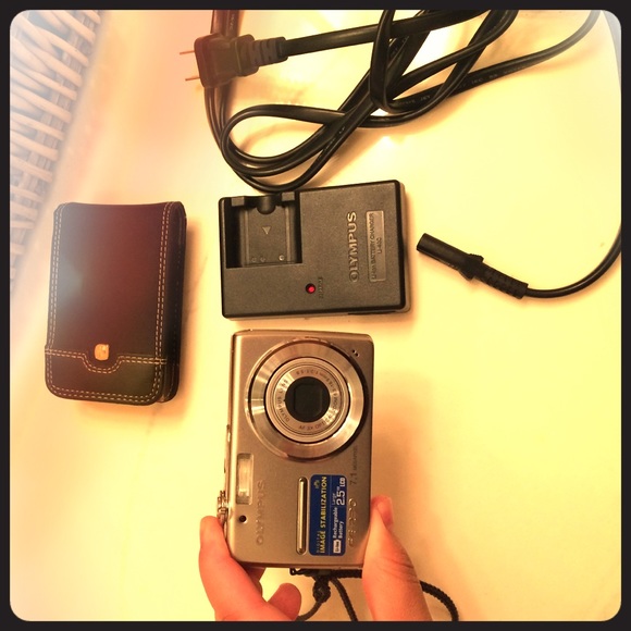 Olympus 7.1 megapixel