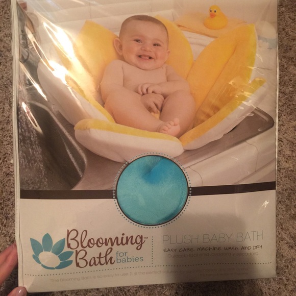Brand New Blue Blooming Bath