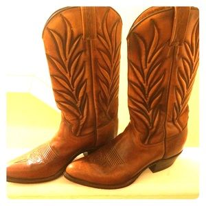 Dan post Cawgirl boot‼️‼️‼️‼️black Friday ‼️‼️‼️