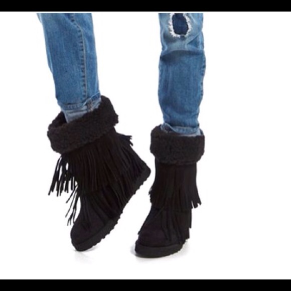 Black Steve Madden fringe boots - Picture 4 of 4