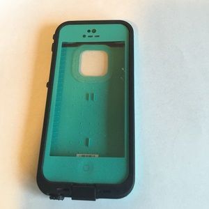 Teal IPhone 5/5s Lifeproof Case