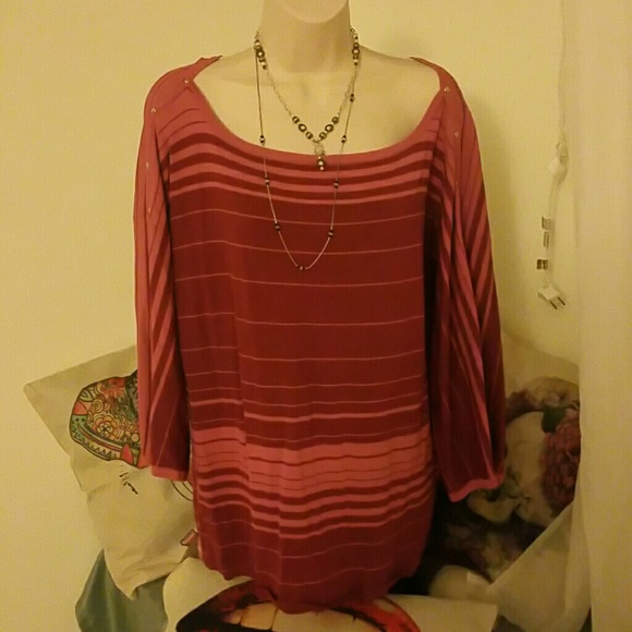 Lightweight  batwing sweater - Picture 1 of 3
