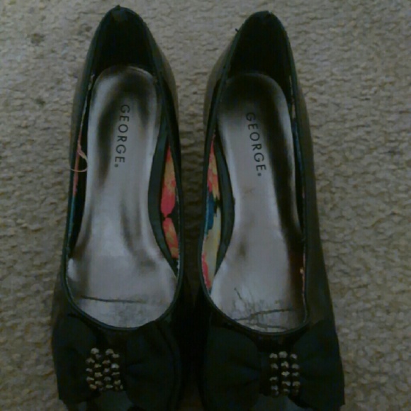 Little Girls Dress Shoes - Picture 1 of 2