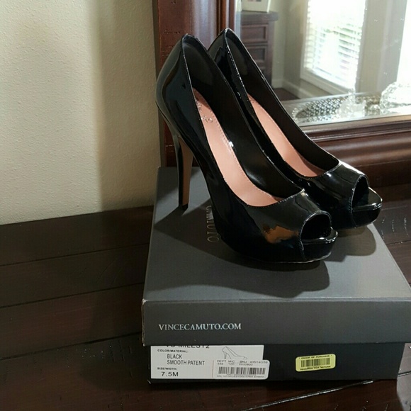 Vince Camuto Milesy2 black patent heels