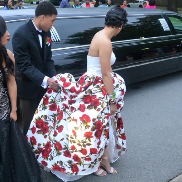 Floral Angela and Allison Prom dress - Picture 4 of 4