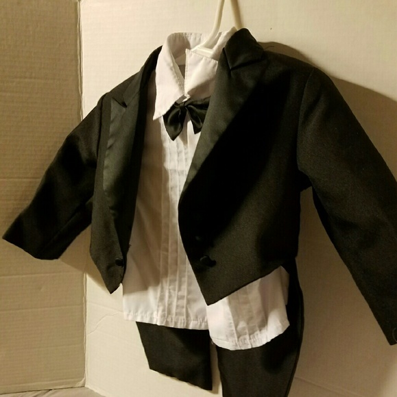 12 months Boys penguin 3pc suit