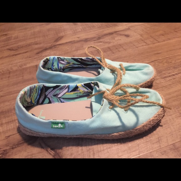 Sanuk boat show!! NWOT