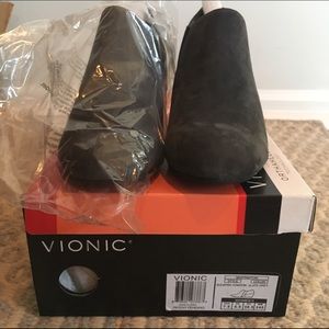 Vionic Elevated Stanton Wedge Bootie