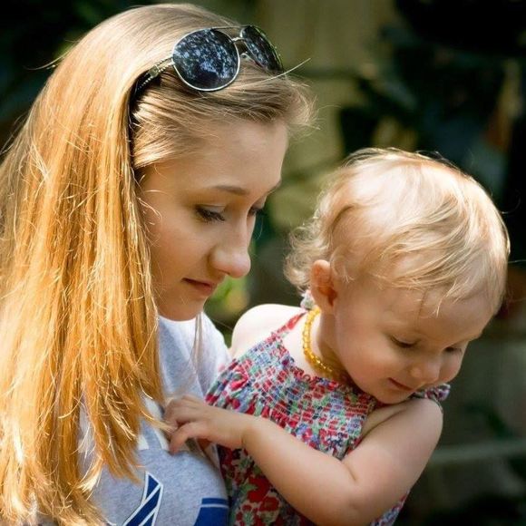 Meet your Posher, Alisa - Picture 1 of 1