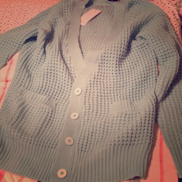 *brand new* Mint green Oversized cardigan