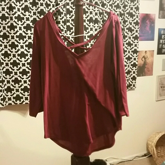 American Eagle burgundy shirt