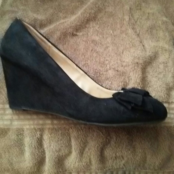 Suede pumps - Picture 2 of 3
