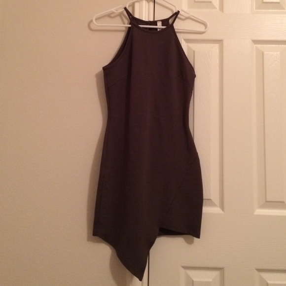 Asymmetrical mini - Picture 2 of 3