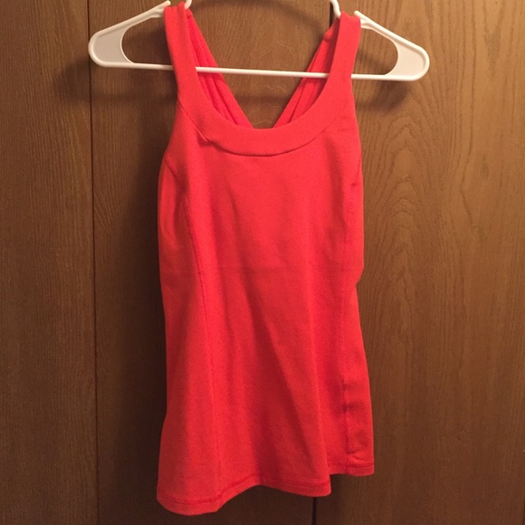 Lululemon enhearten tank