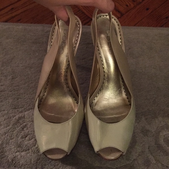 Nude Beige Patent Bebe Sandals Size 6
