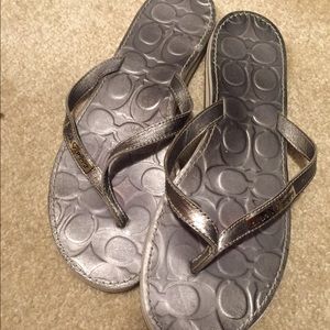 Coach flip flops