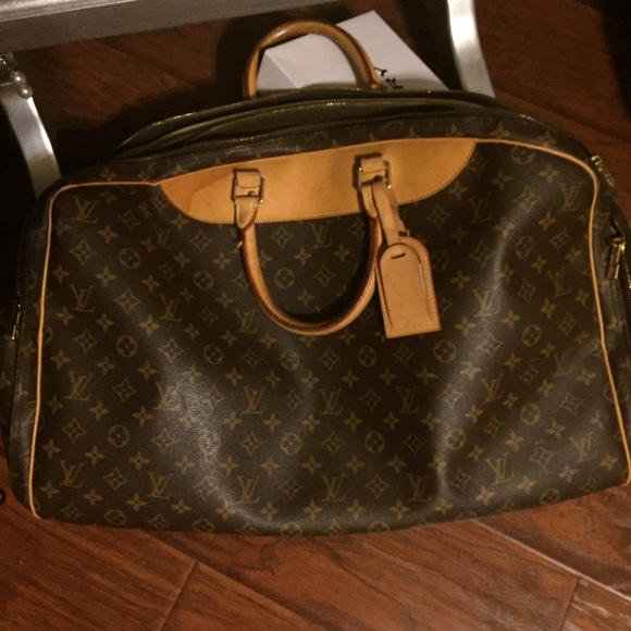 Louis Vuitton Monogram Alize1
