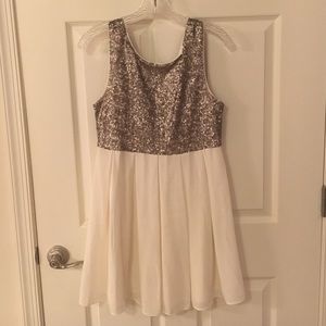 Beautiful silver and ivory dress!